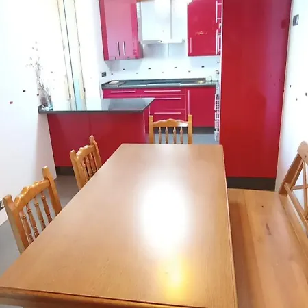 Apartamento Clausurado Apartament *